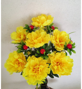 Півонії з ягодою, букет 7 головок Півонії з ягодою, букет 7 головок