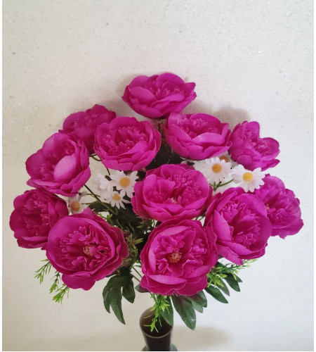 Півонія з ромашками, букет 12 головок