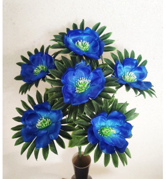 Атласна камелія в розетці, букет 6 головок Атласна камелія в розетці, букет 6 головок