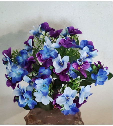 Букет фіалки, букет 18 гілочок