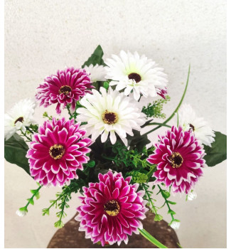 Гербера двоколірна, букет 11 головок Гербера двоколірна, букет 11 головок