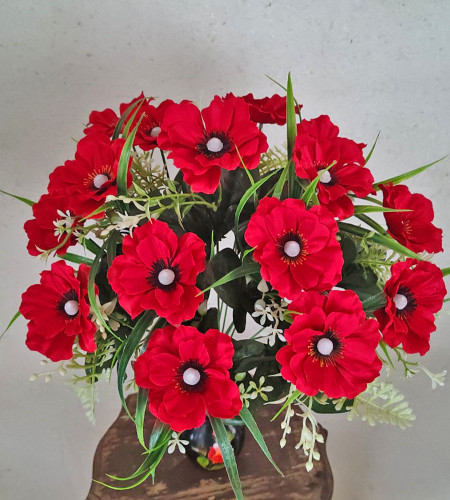 Маки, букет 16 головок