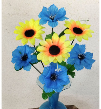 Соняшники з волошками, букет 7 головок