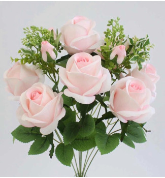 Троянди з бутонами та пластиковими добавками, букет 9 гілочок Троянди з бутонами та пластиковими добавками, букет 9 гілочок