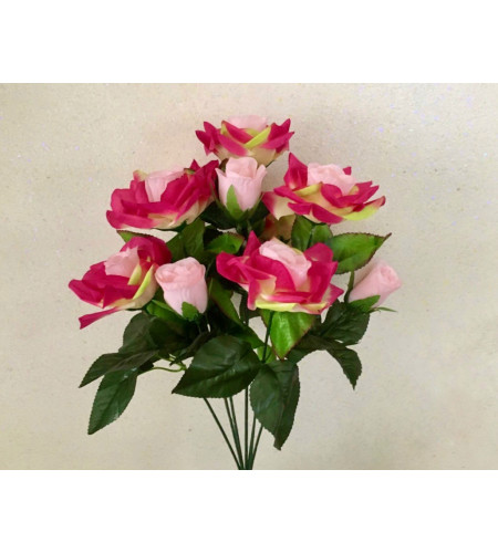 Троянди з бутонами, букет 12 головок
